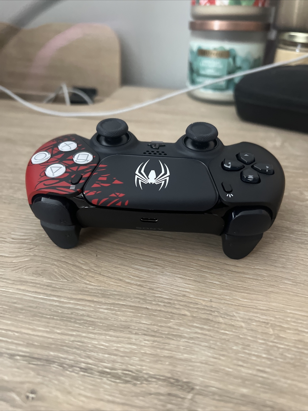 Sony DualSense Wireless Controller – Spider-Man 2 Limited Edition