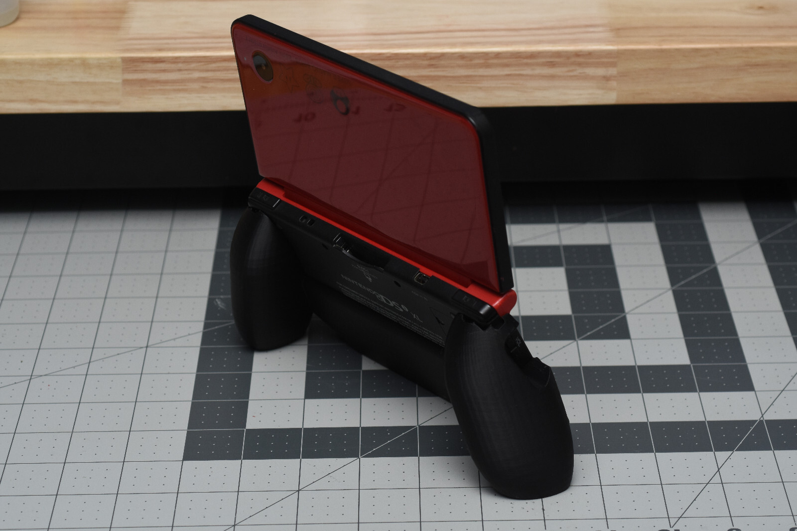 Nintendo DSi XL Comfort Grip – Black