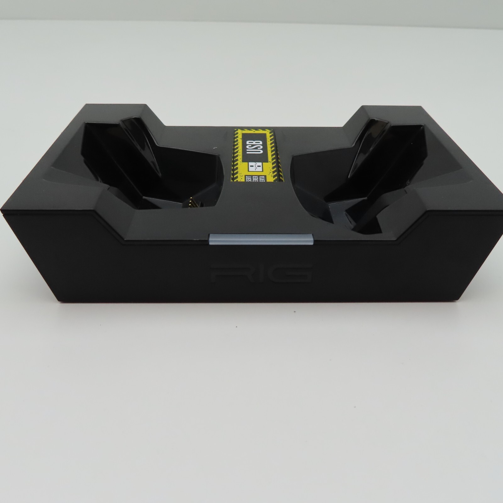 RIG 800 PRO HX Wireless Gaming Headset & Multi-Function Base For Xbox