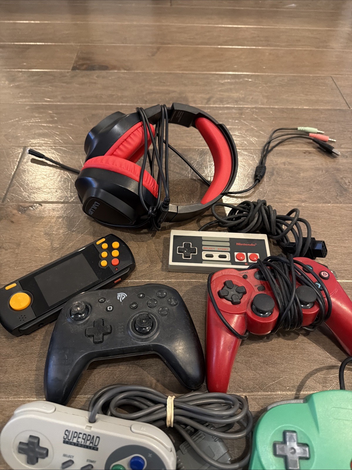 Mixed Controller Lot PS2 PS1 PS3 Xbox 360 Switch SNES Untested For Parts