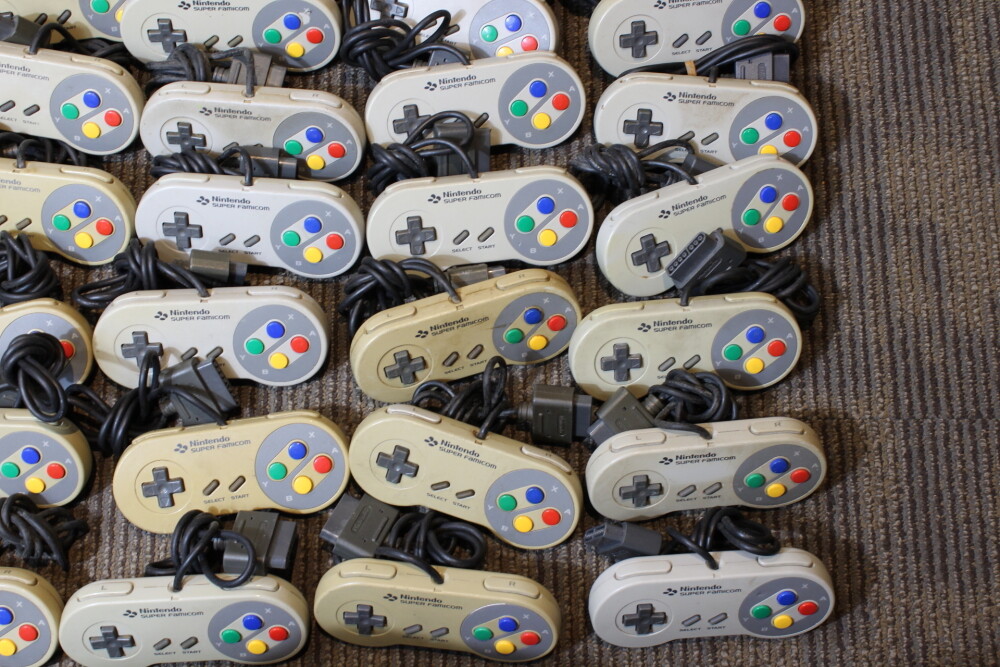 WHOLESALE Lot of 50 Nintendo Super Famicom Controller OEM SFC SNES UNTESTED