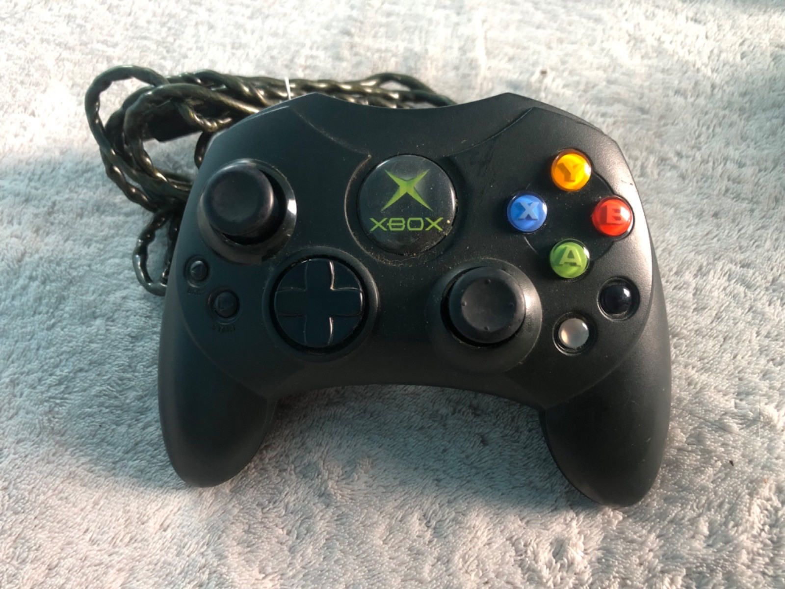 Microsoft Xbox 2 Controller w/ Black Extended Cord