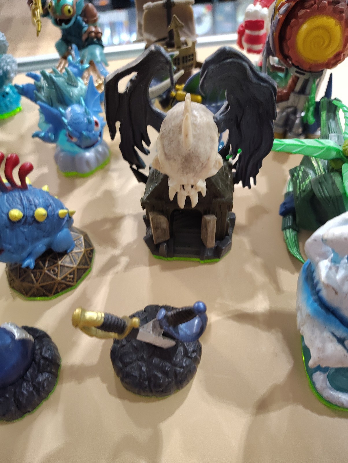 SkyLander Mixed Lot x 20 (E)