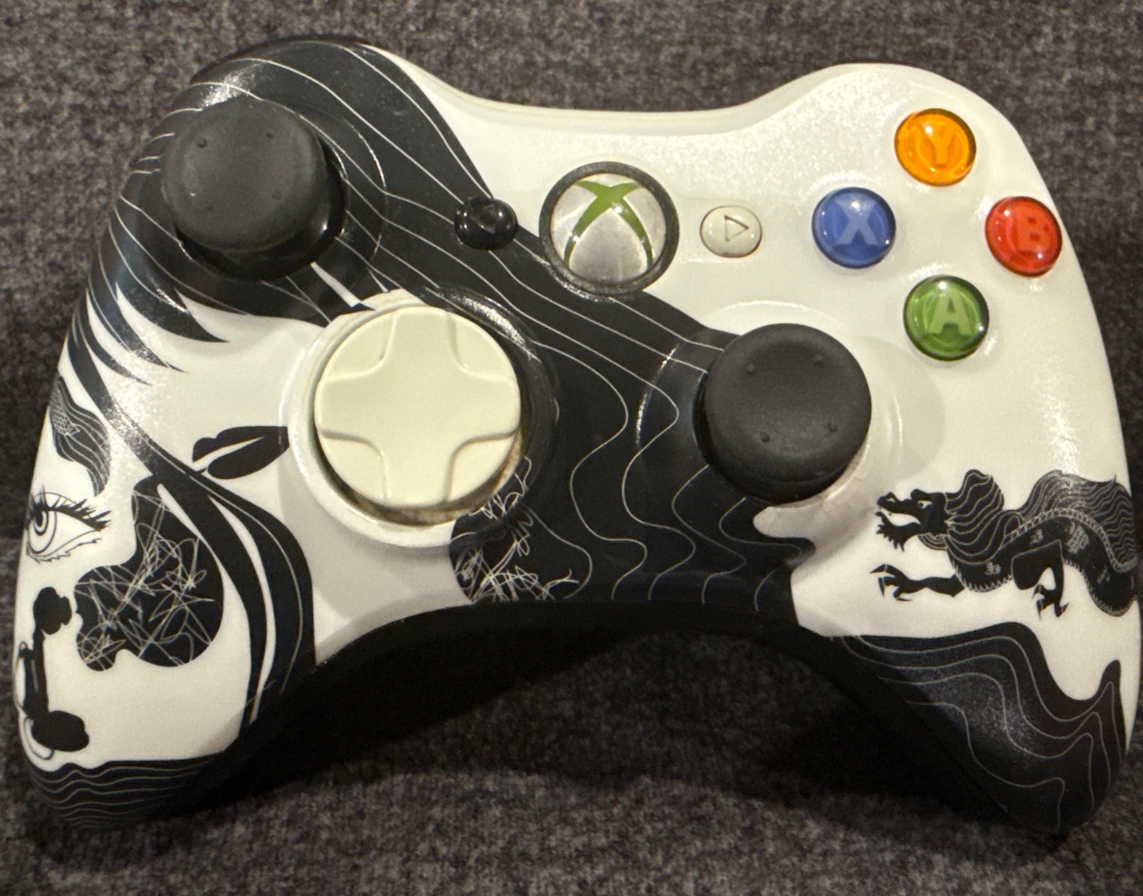 Official Microsoft Xbox 360 Dragon Age Black White Controller! ~ Authentic!