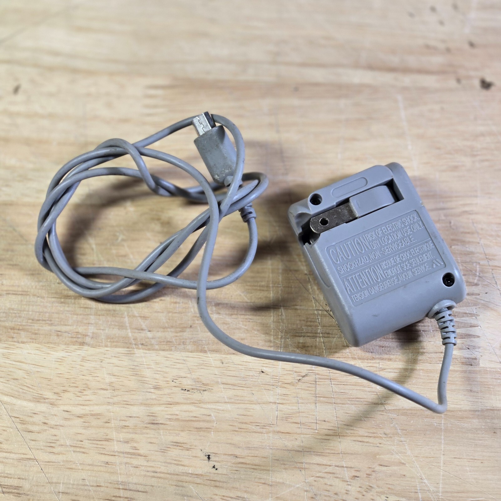 Official OEM Nintendo DS Lite AC Adapter Charger USG-002 (USA), DC5.2V 450mA