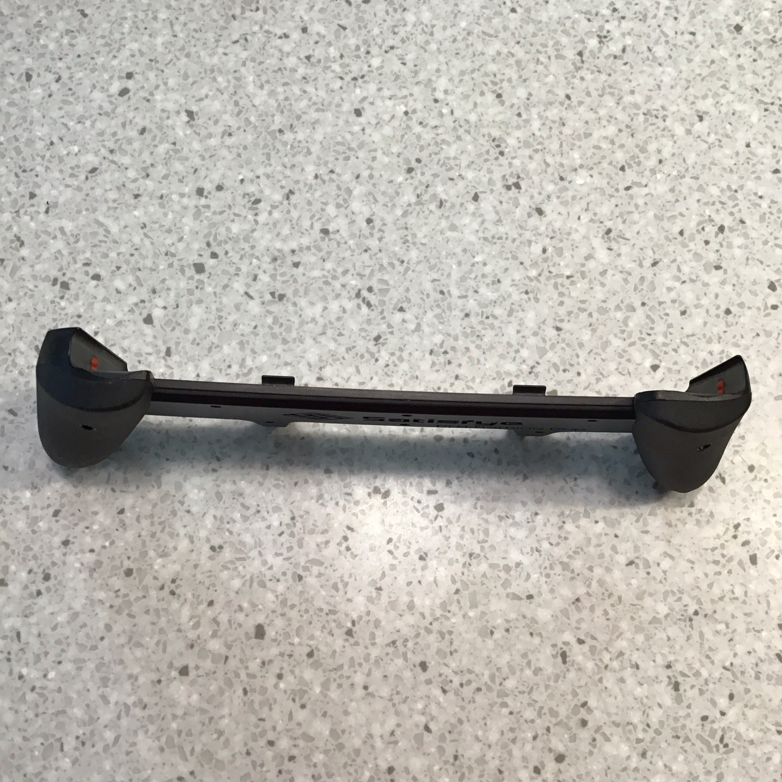 Satisfye Pro Gaming Grip for Nintendo Switch (original-non oled) EUC