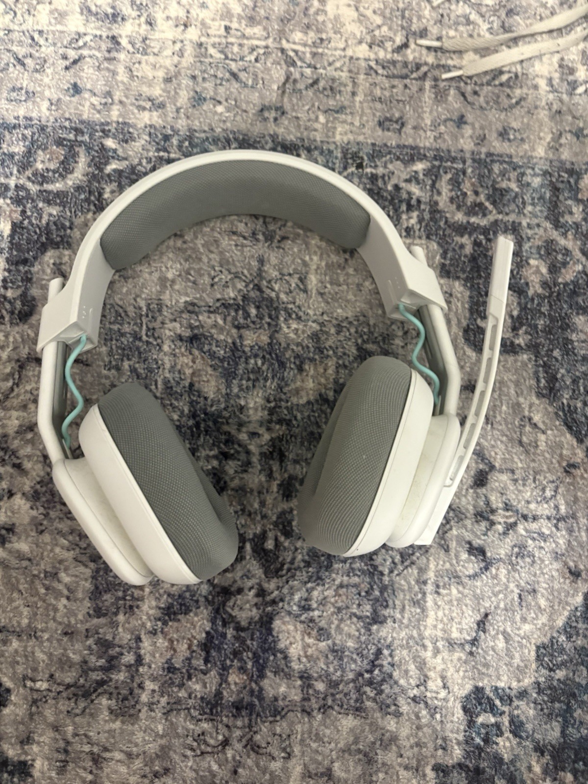 ASTRO Logitech A10 Wired Gaming Headset (no Wires) Never Used