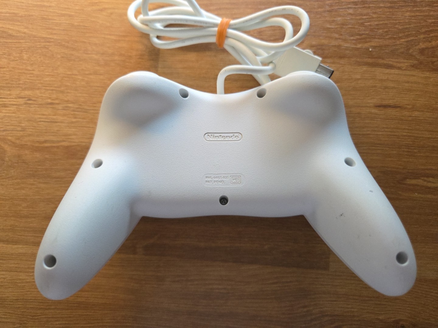 Official Nintendo Wii Pro Controller Classic White RVL-005 OEM TESTED