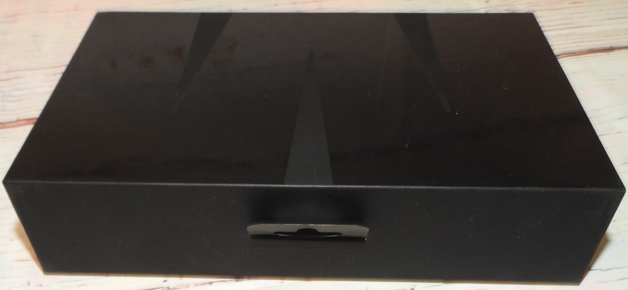 MCON Oh-Snap! Mag Safe Magnetic mobile day controller in box
