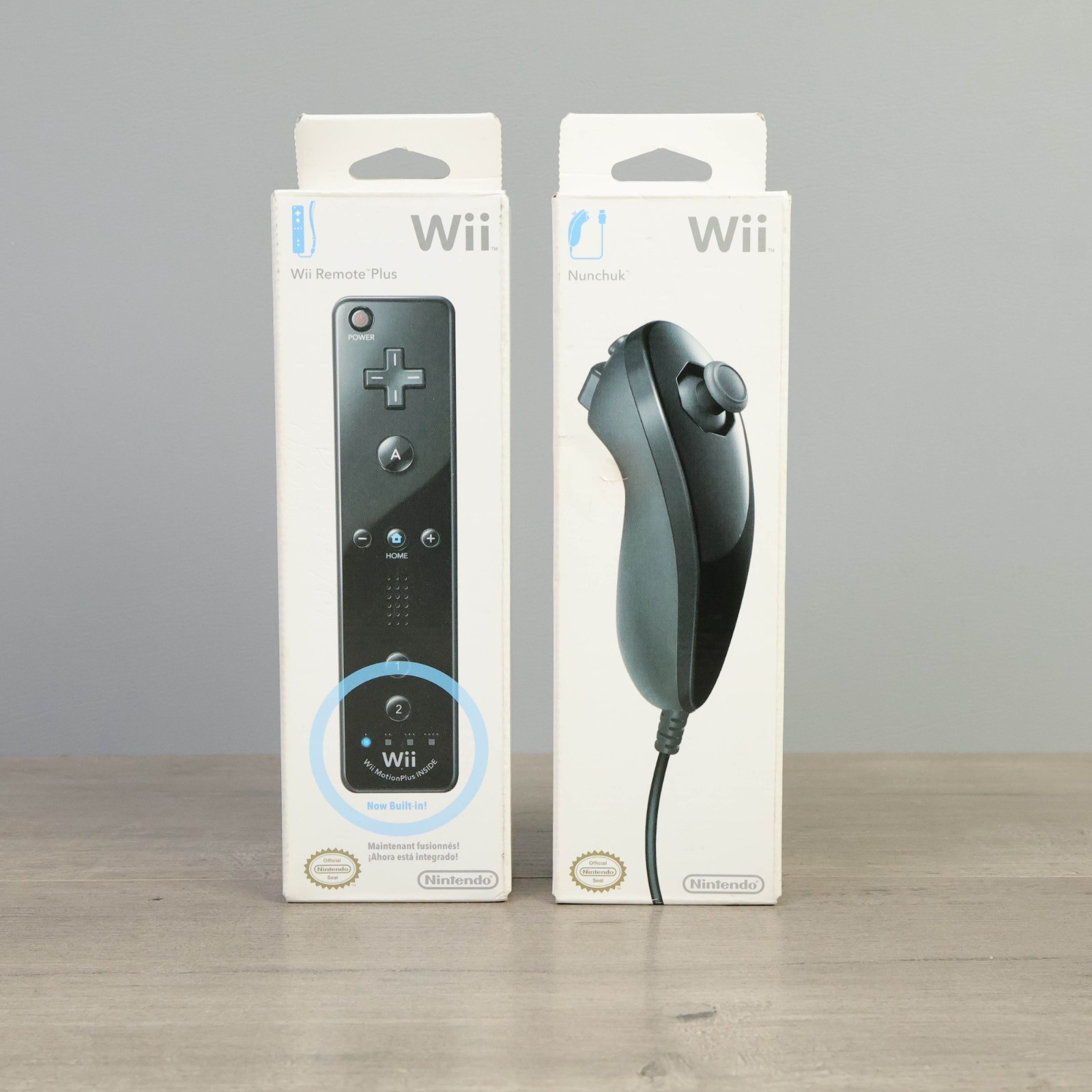 Nintendo Wii Motion Plus Remote (Built In) 2010 New Sealed OEM Black + Nunchuk