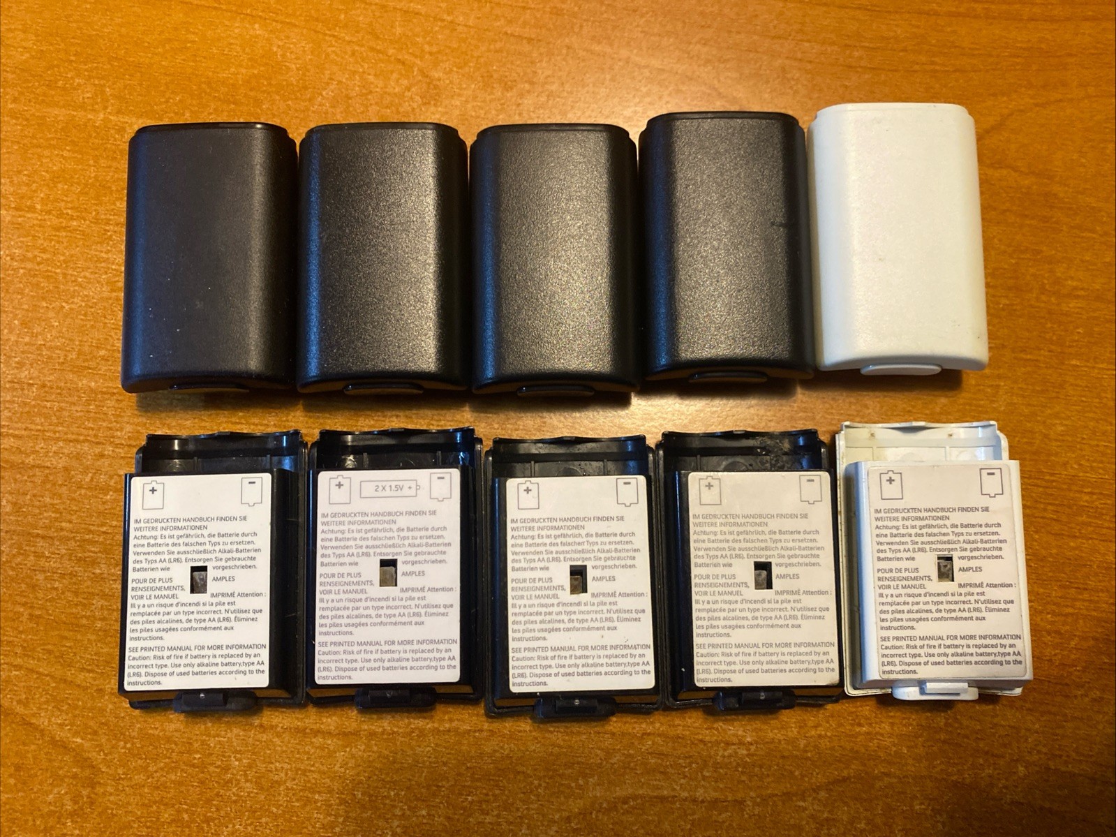 10x Black / White Xbox 360 Wireless Controller AA Battery Pack Case Cover Shell
