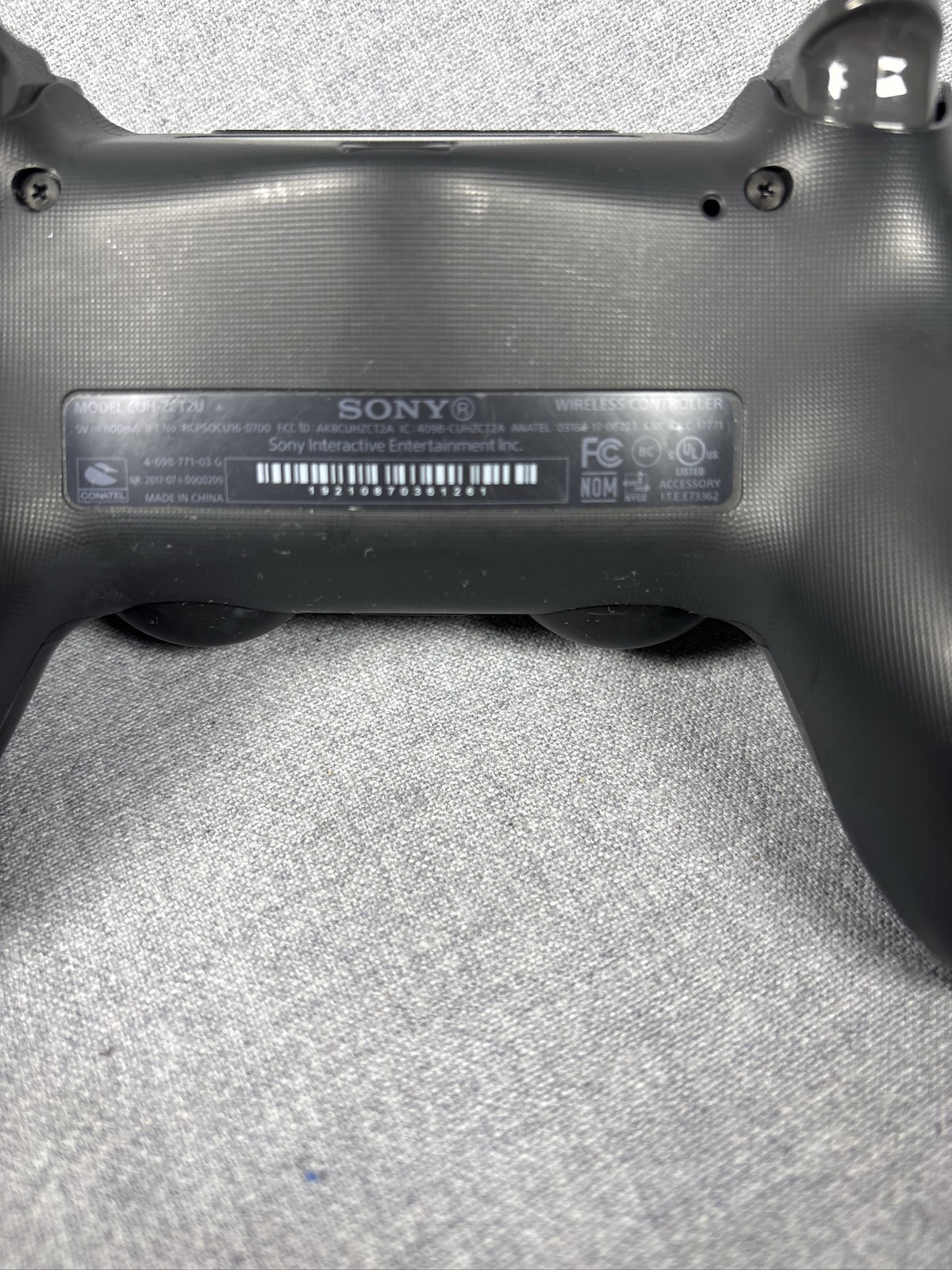 Sony PlayStation 4 DualShock 4 Wireless Controller Jet Black PS4