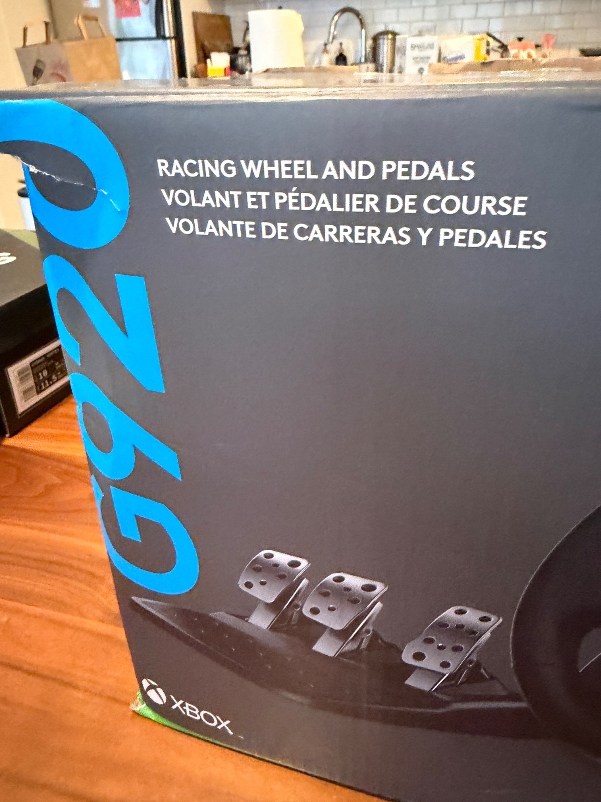 Logitech G920 Driving Force Racing Wheel and Pedal – Black