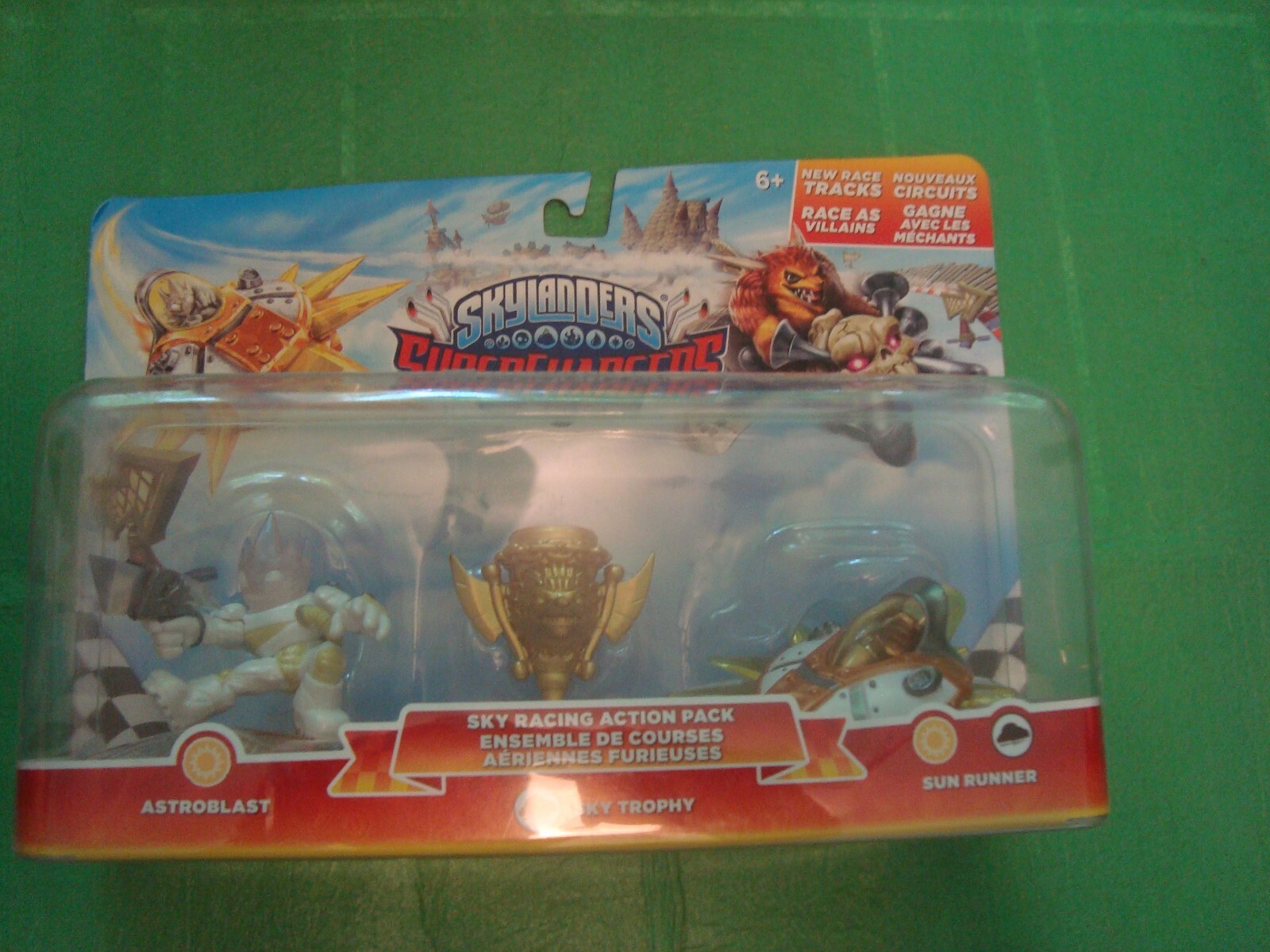 Skylanders Superchargers,Sky Racing Action Pack,Astroblast,Sky Trophy,Sun Runner