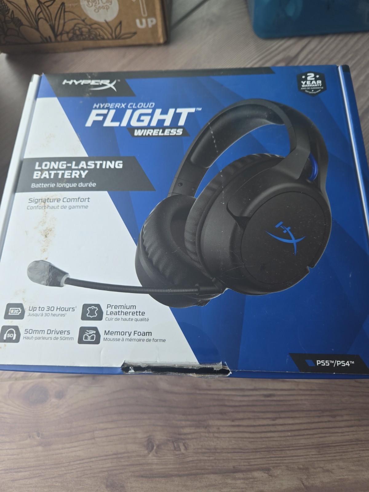 HyperX Cloud Flight Wireless Headphones Headset Black/Blue PS5 PS4 Gaming SEALED