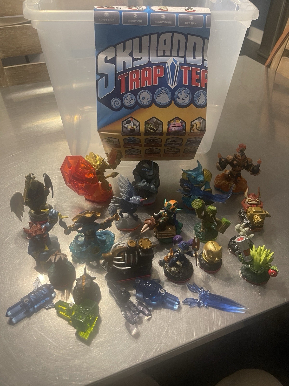 Skylander Trap Team Lot-18 Characters & 5 Elements, Cards/QR codes, Poster