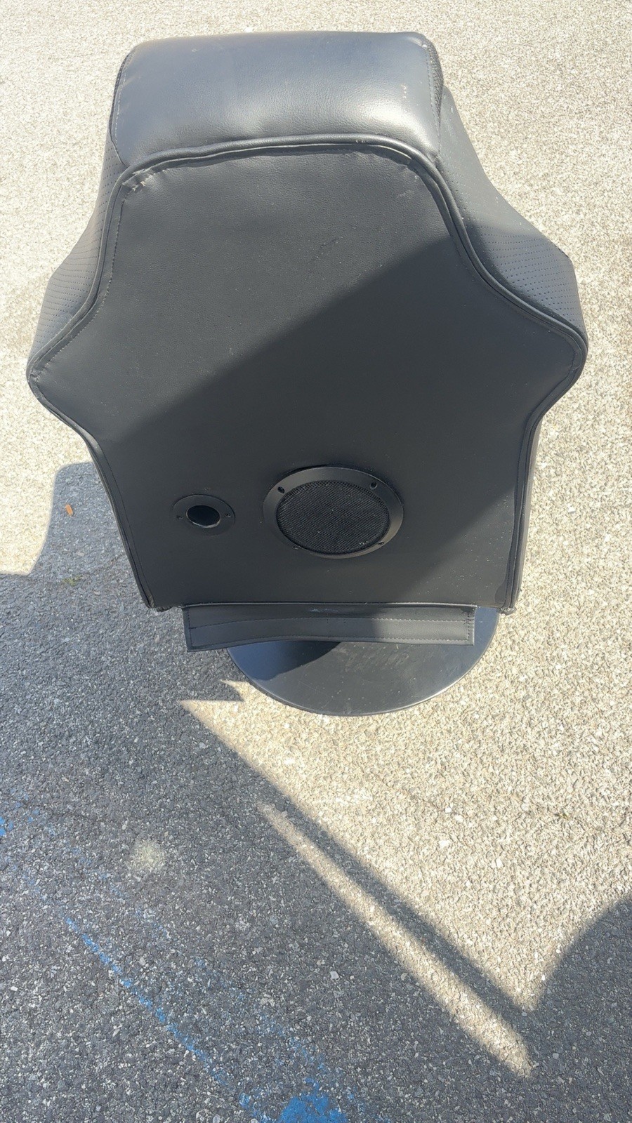 New never used comes With Bluetooth and arms