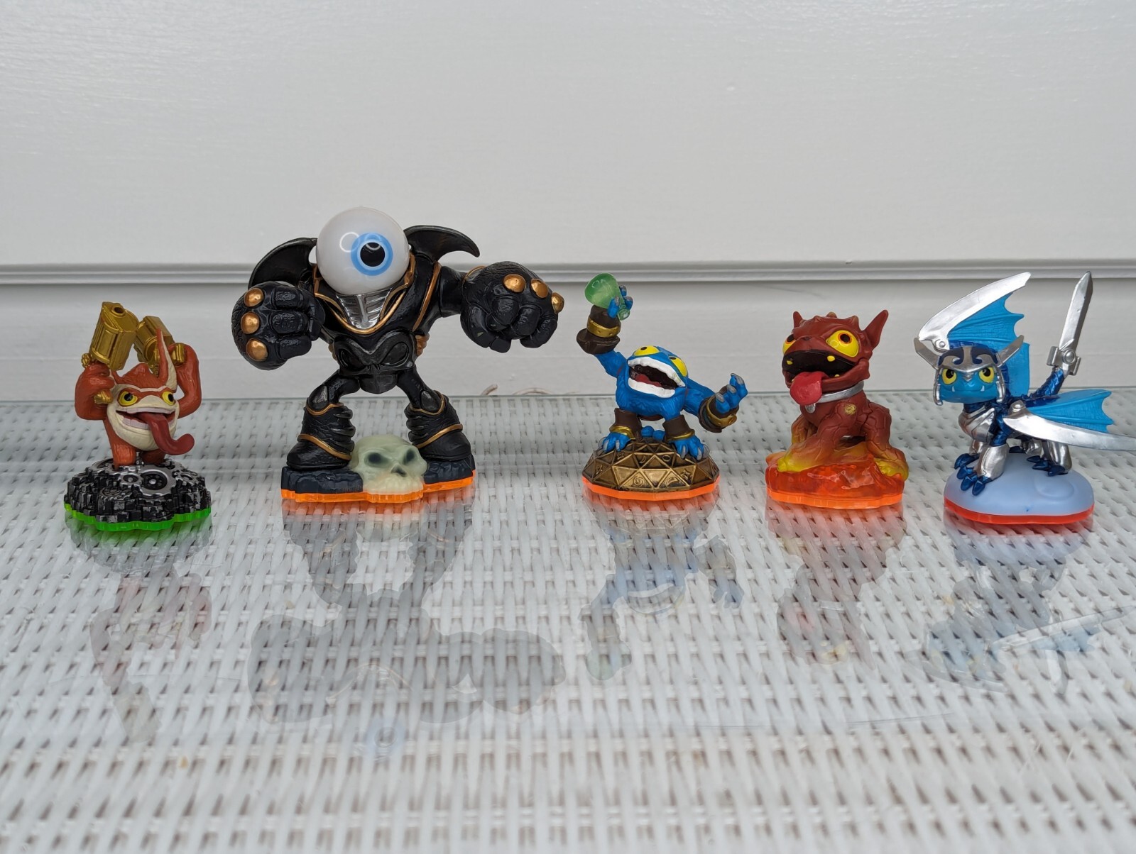 Skylander Lot of 5 – Hot Dog Blades Eye Brawl Pop Fizz Trigger Happy