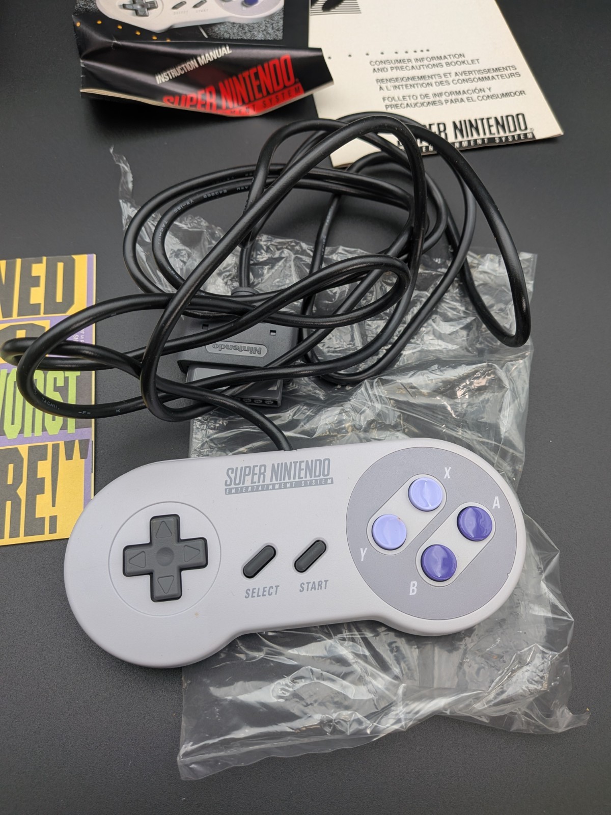 Super Nintendo SNS-005 SNES Controller In Original Box w/sealed Manual/poster