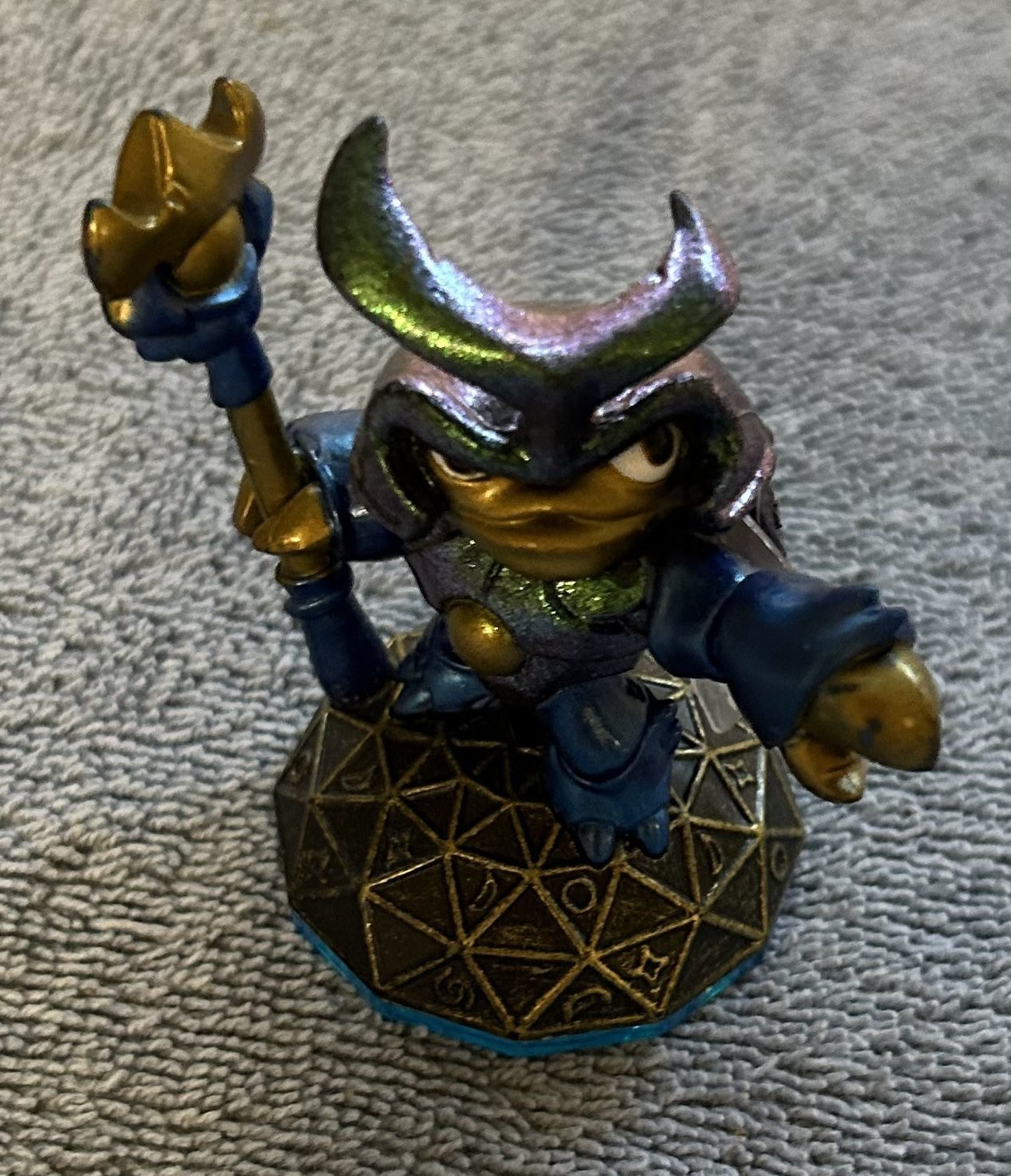 14 Skylanders figures (5 Giants, 9 SWAP Force) – Dune Bug, Bumble Blast – tested
