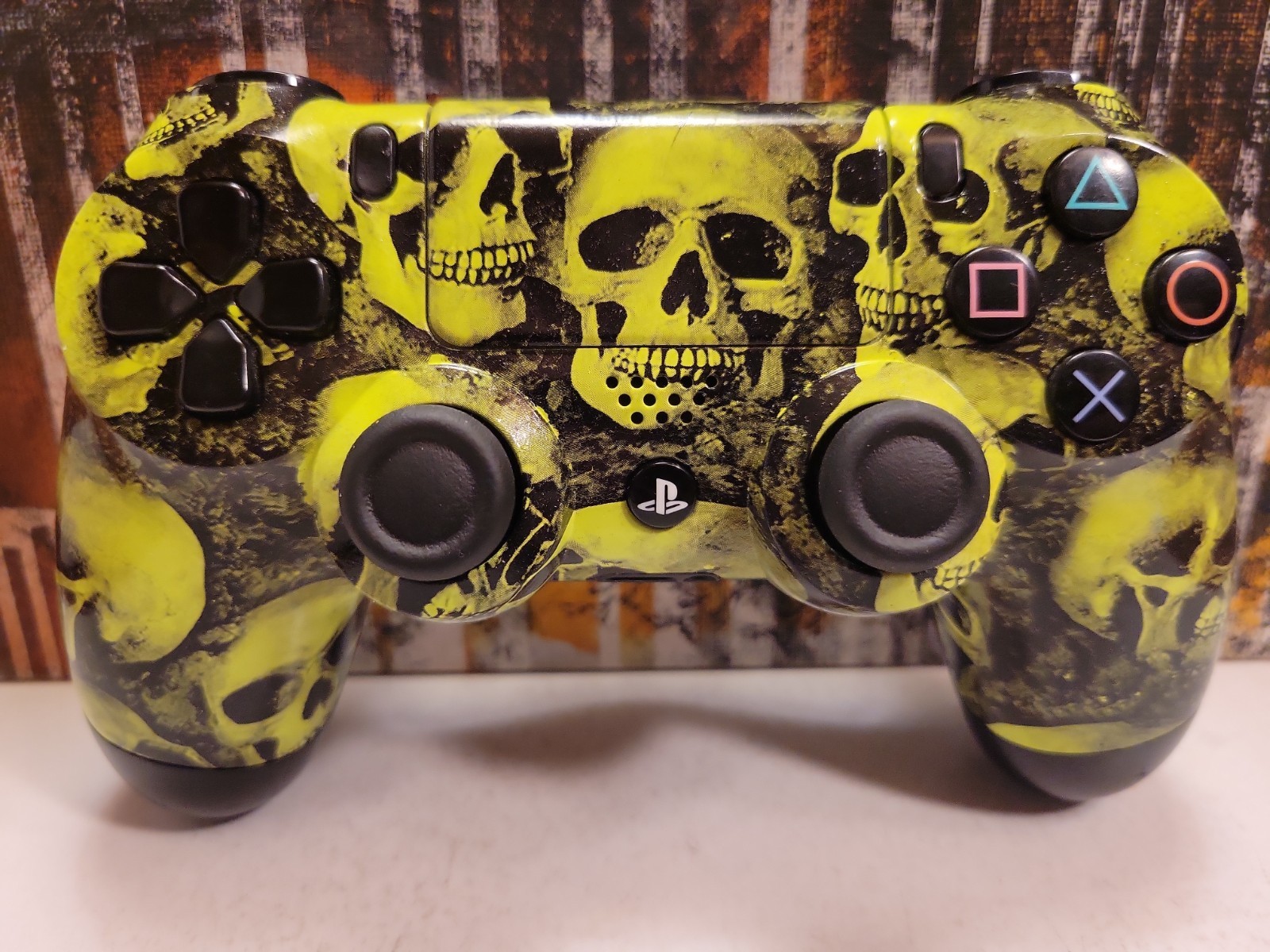 Skull Sony DualShock 4 Controller PlayStation PS4 – Custom Hydro Dipped