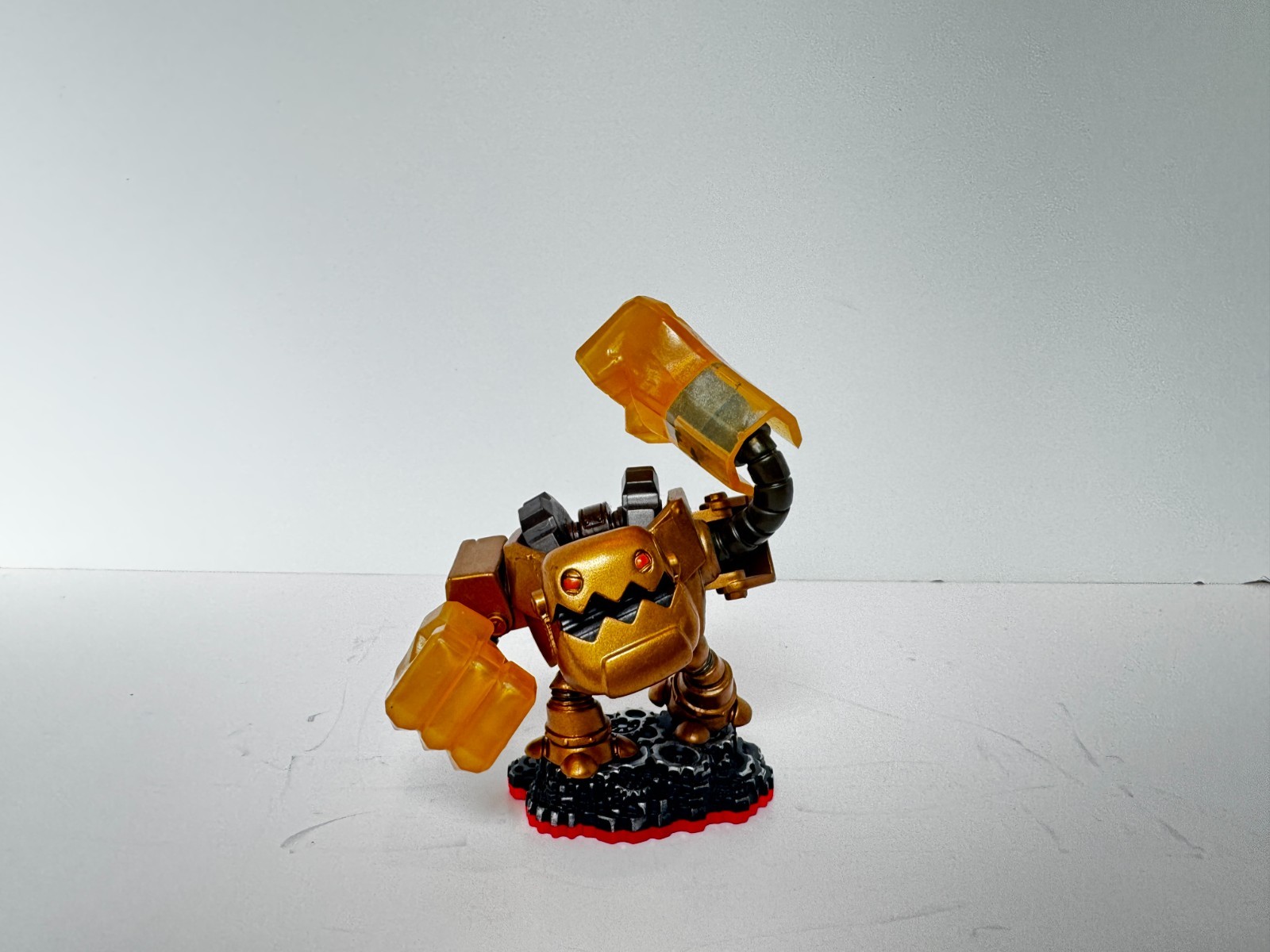 skylanders trap team Jawbreaker Loose with Card