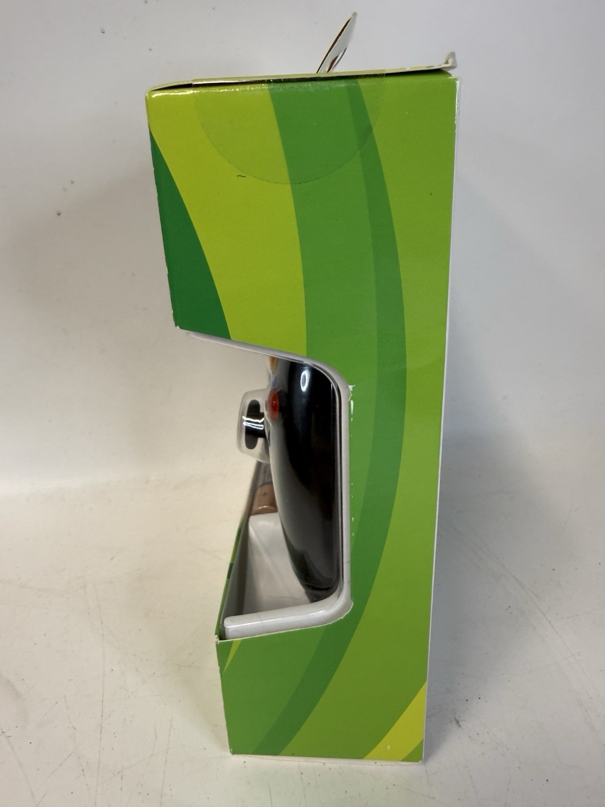 Xbox 360 Controller Sealed Black Wireless OEM Damaged Batteries New Vintage