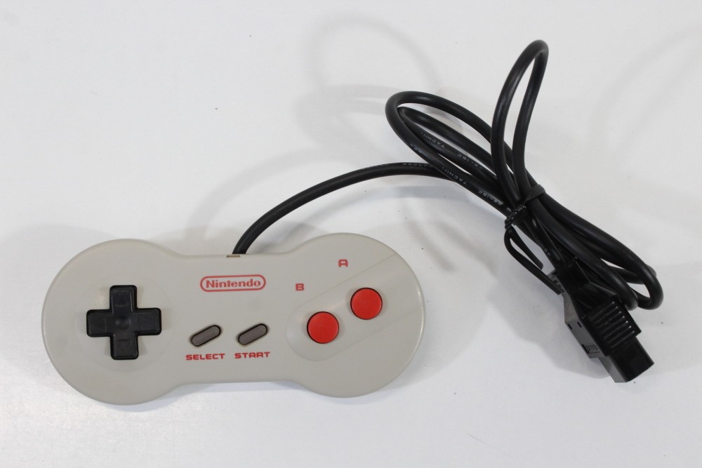 Nintendo AV New Famicom OEM Dogbone Controller Pad NES FC HVC-102 TESTED WORKS 2
