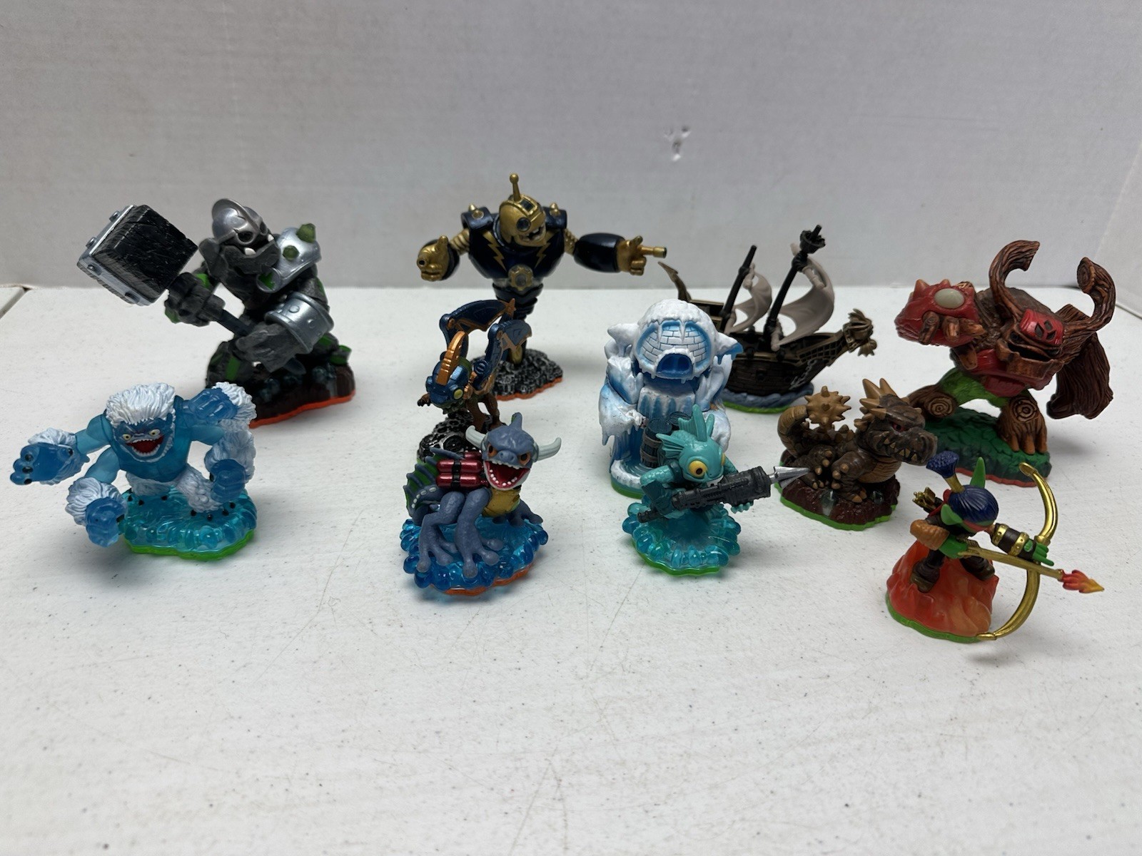 Activision Skylanders Lot of 11 2011-2012 Slam Bam Zap Bash Drobot Crusher