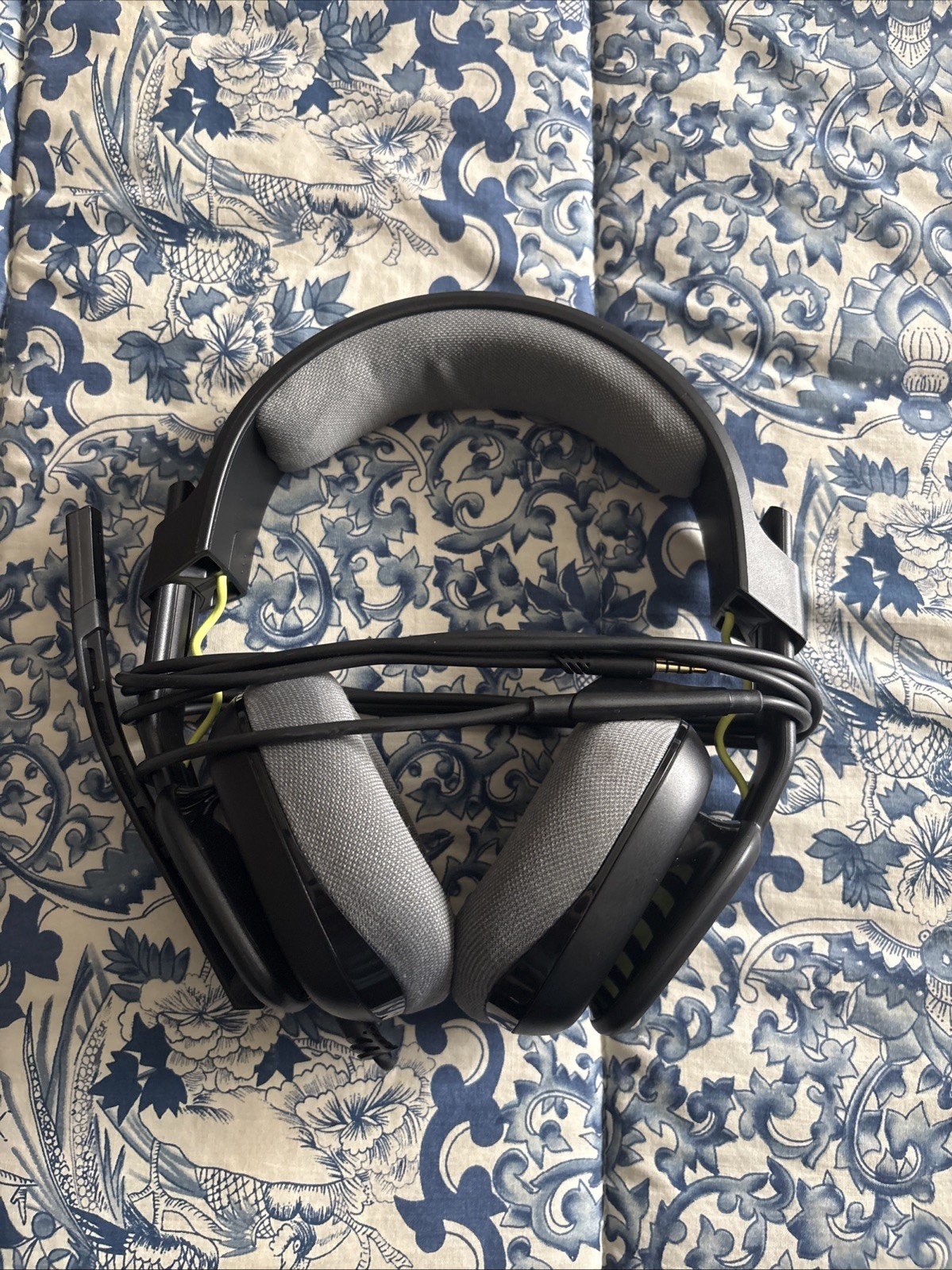 Astro A10 Wired Gaming Headset – Durable, Clear Audio, PS5/PS4/PC