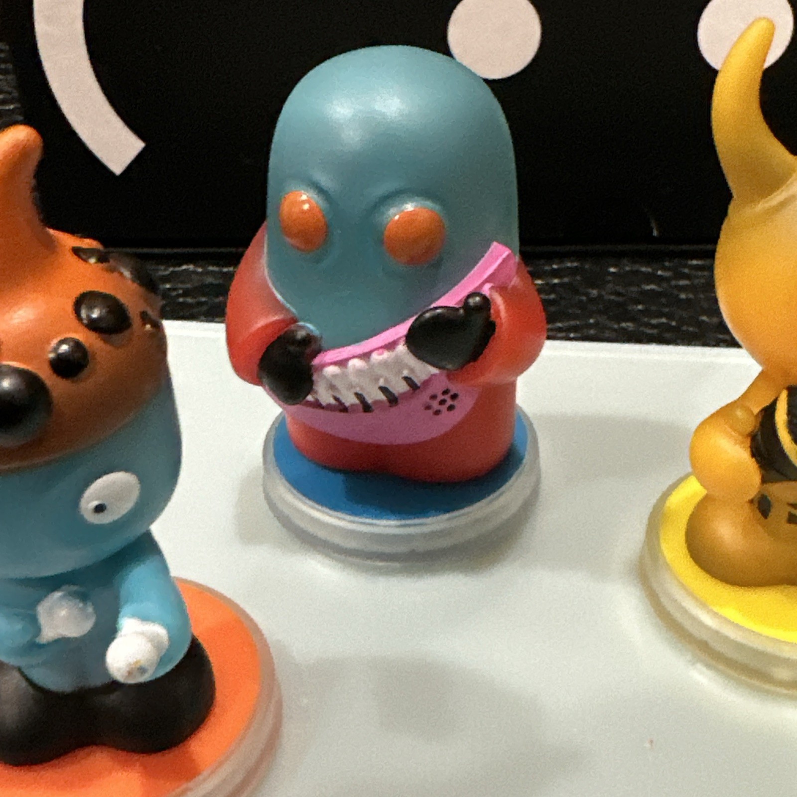 LOOPS Lab’s Starter Set – Music Creation System with Lax Funkers Figurine Set