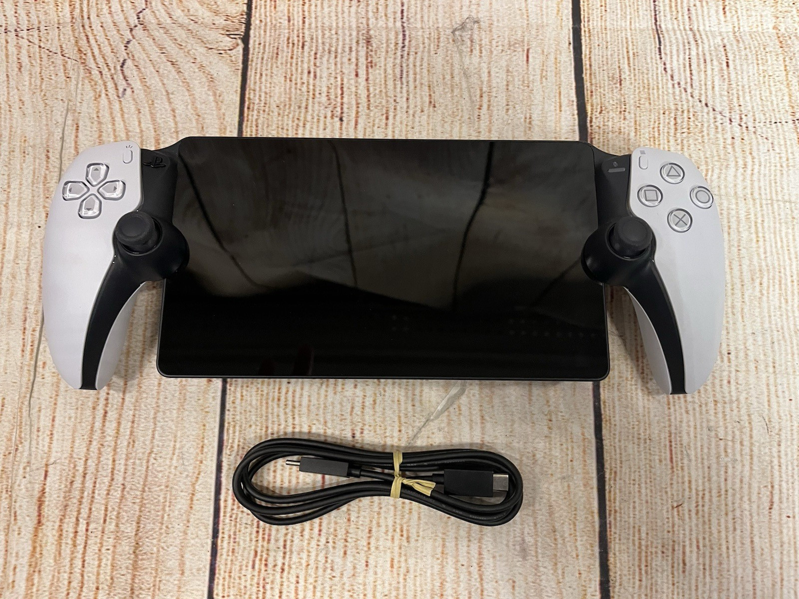 Sony PlayStation Portal – White (D85) READ DESCRIPTION