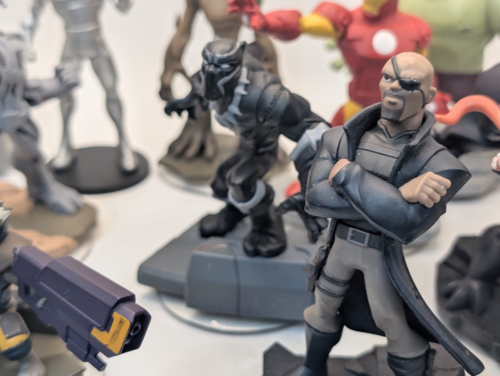 Disney Infinity Marvel Lot 14 Figures Hulk Iron Man Thor Venom Groot + Bonus