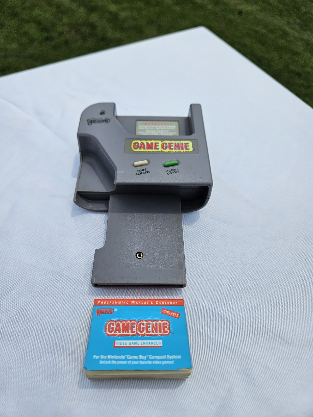 Nintendo GameBoy Game Genie Galoob Model 7359 – W/ Code Book – TESTED!!