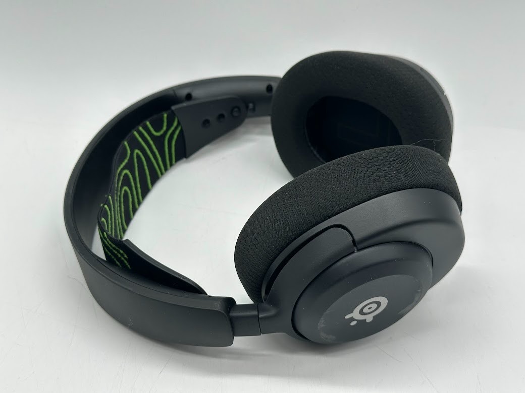 SteelSeries Arctis Nova 5X Wireless Multi-System Gaming Headset