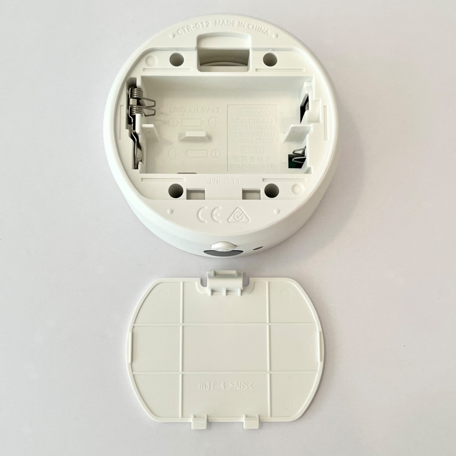 Genuine Nintendo 3DS NFC Reader / Writer Amiibo Accessory #CTR-012 + Manual