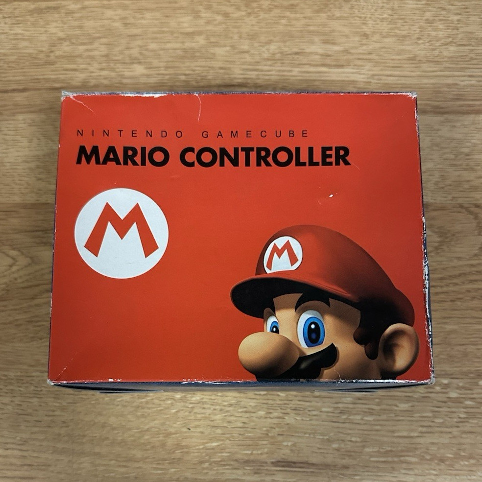 Club Nintendo Exclusive GameCube Mario Controller Wired In Box