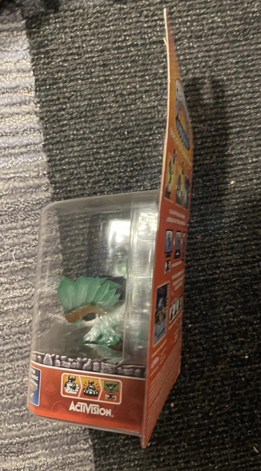 Skylanders Giants Jade Flashwing Target Exclusive Rare New & Sealed