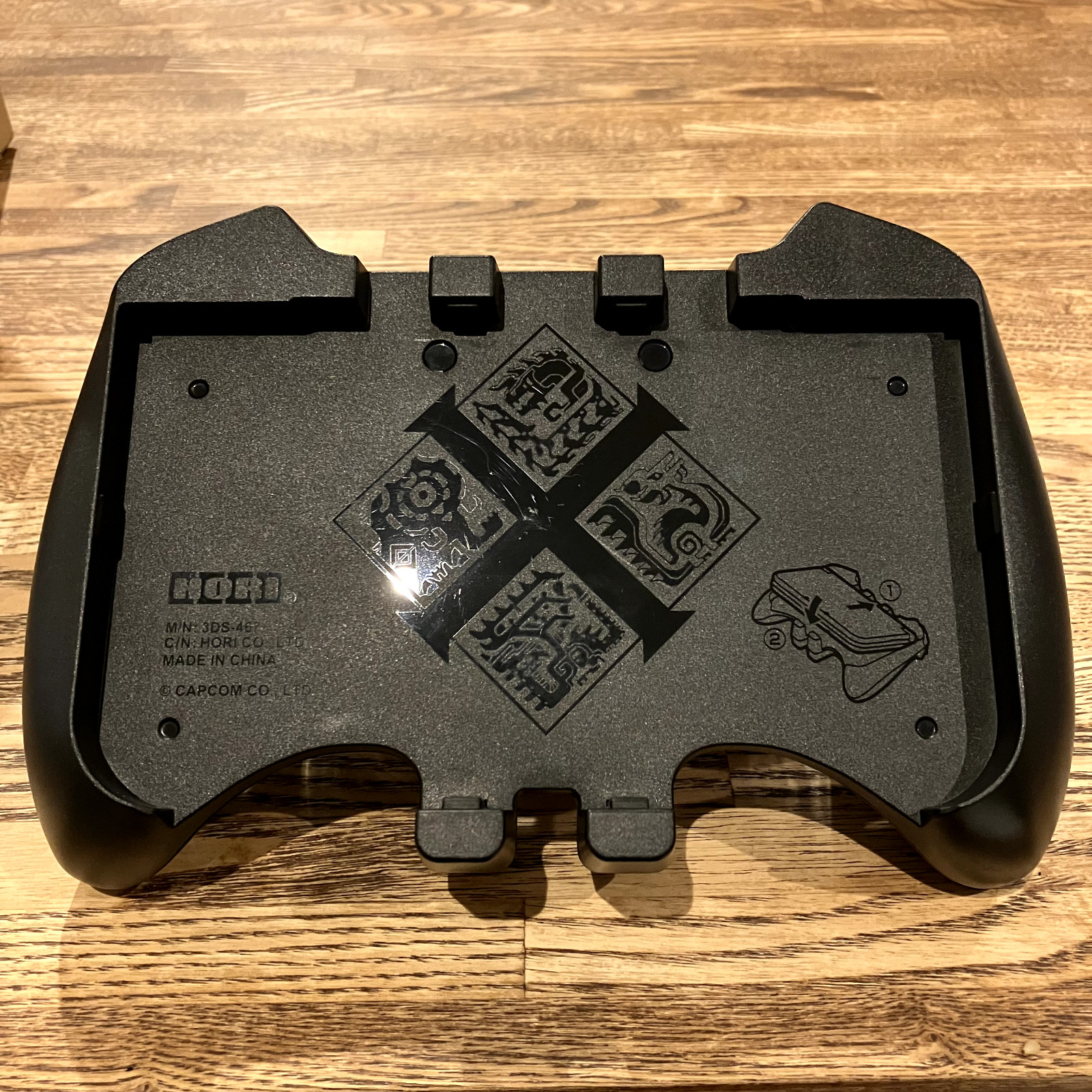 Hori Monster Hunter Cross X Hunting Gear Grip Pad Nintendo New 3DS XL LL