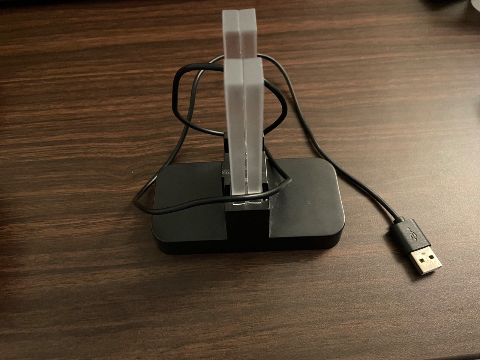 Nintendo switchJoy-Con with charging dock