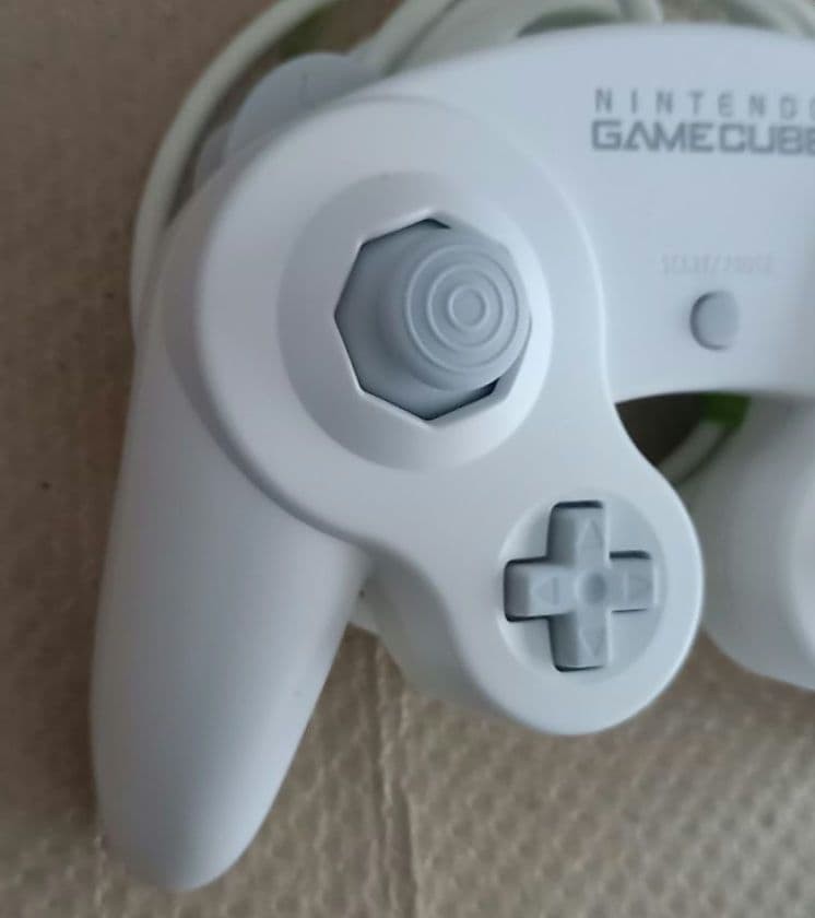 Nintendo Game Cube Controller White Tight Stick DOL-003
