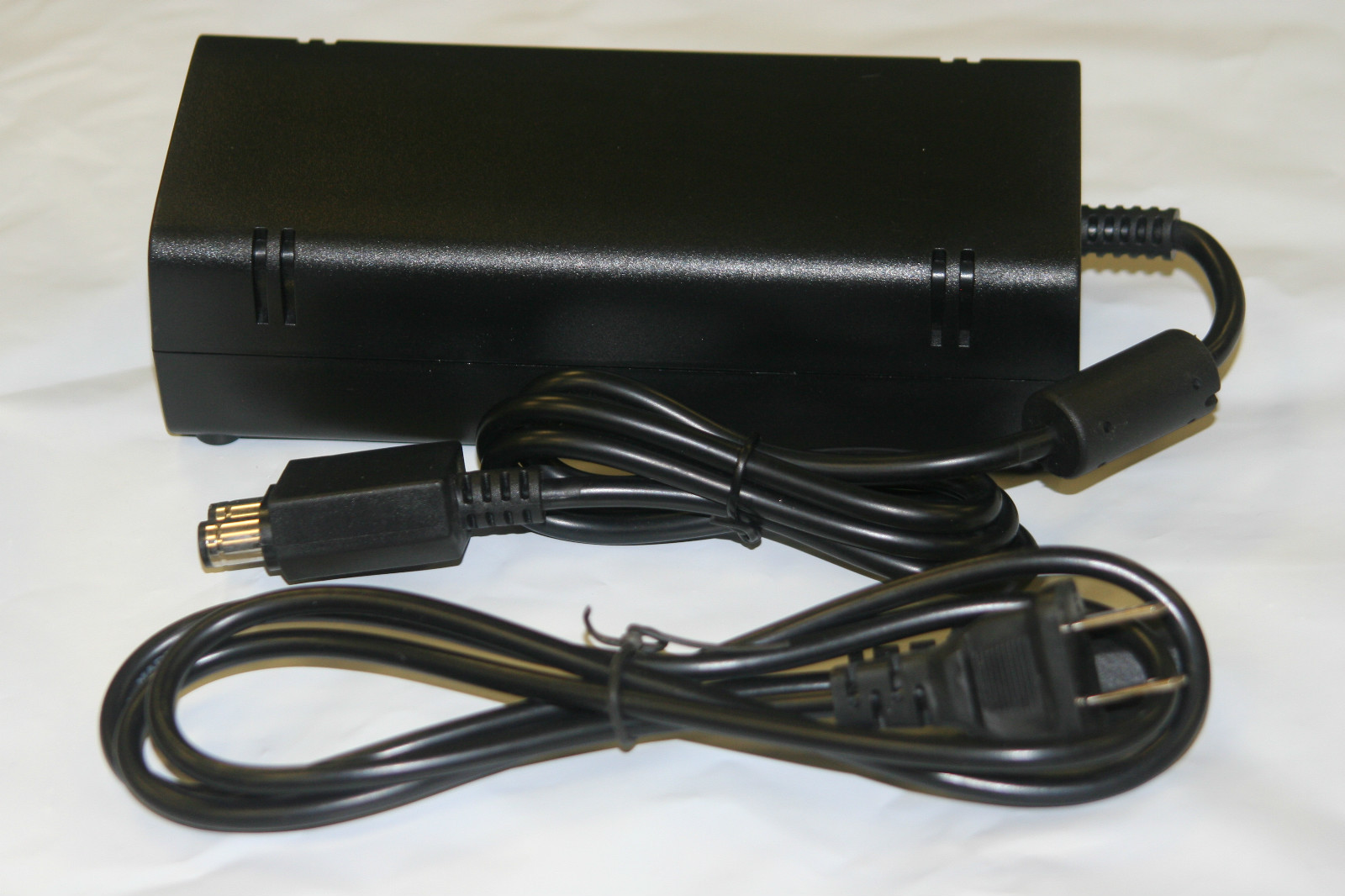 Old Skool XBOX 360 SLIM AC Adapter ( Power Brick & Cord ) *OPEN BOX*