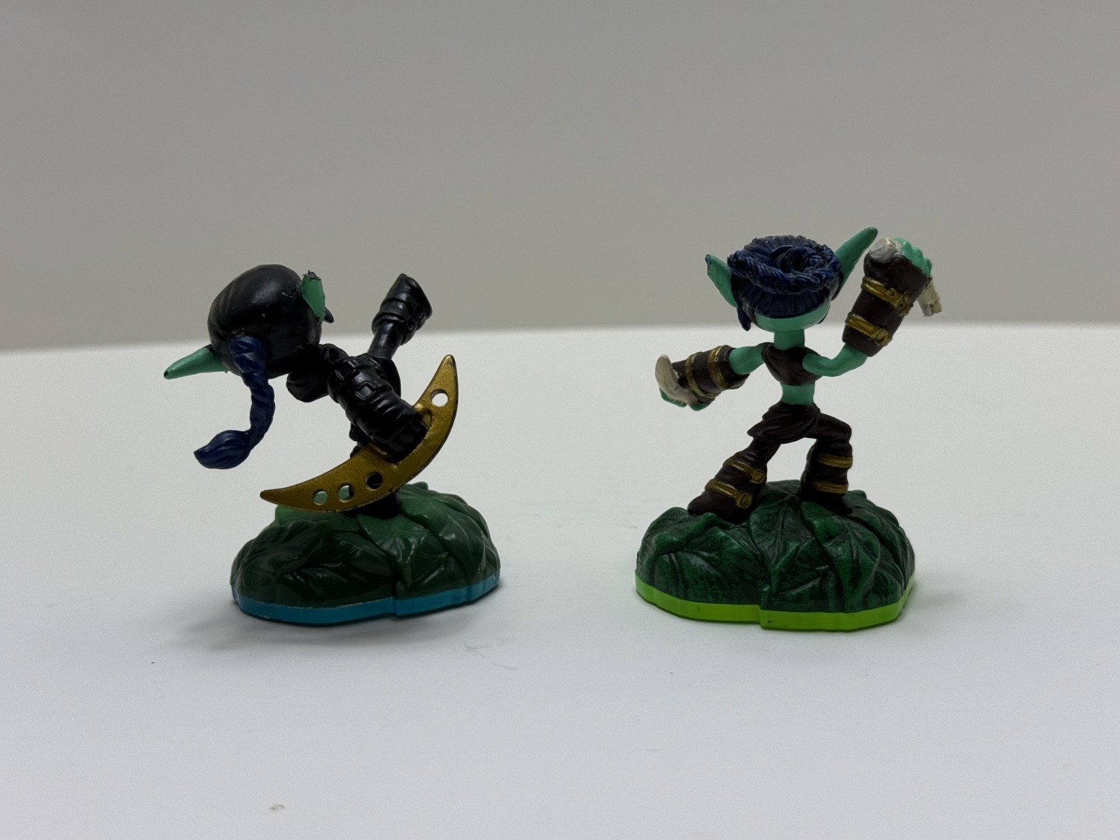 Skylanders Stealth Elf Figures – Spyro’s Adventure & Ninja Stealth Elf (DAMAGED)