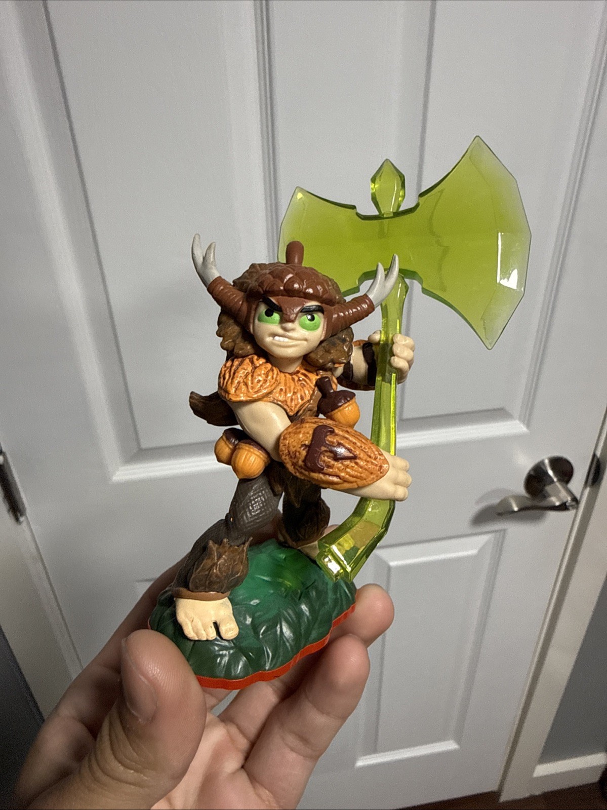 Skylanders Trap Team Master Bushwhack Game Character Figure