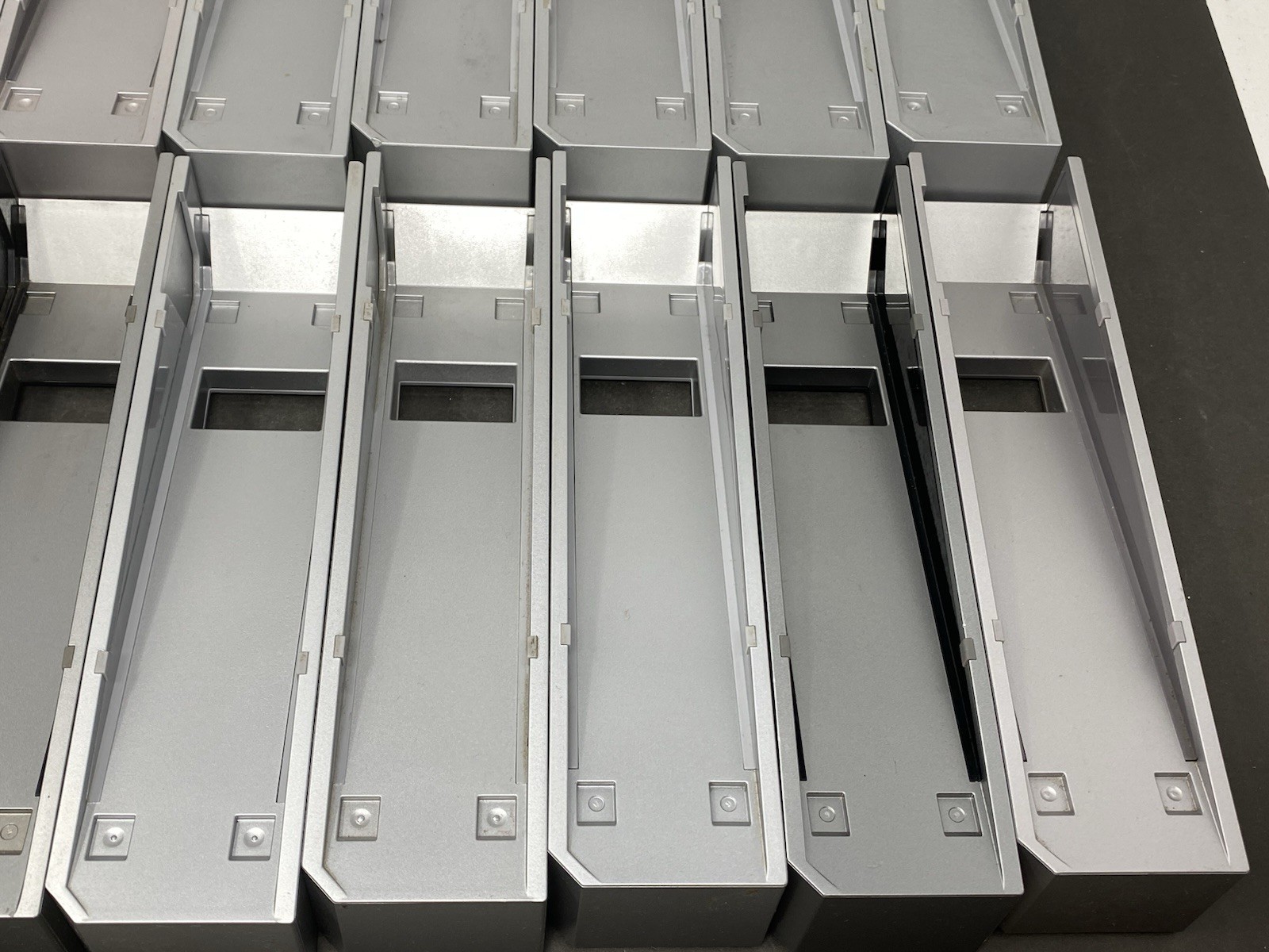 Lot of 20 Original OEM Nintendo Wii Base Stands RVL-017 Black, Grey, Silver