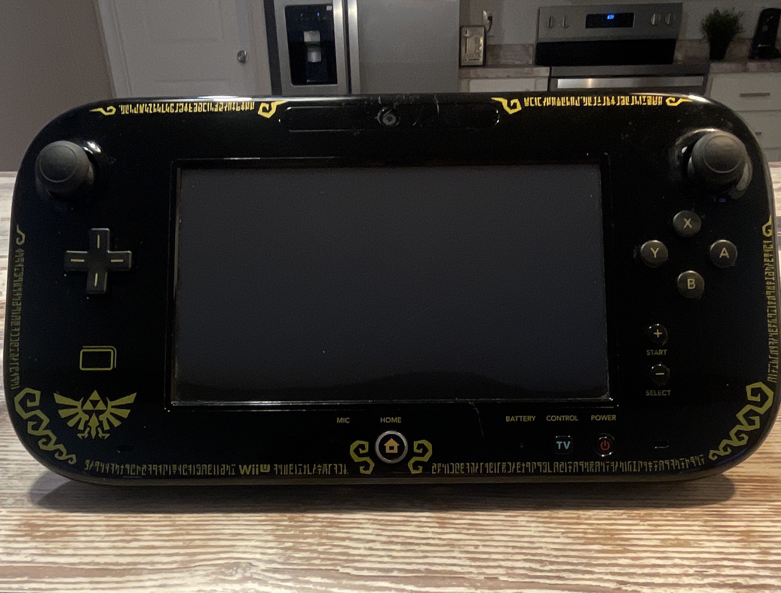 Nintendo Wii U GamePad WUP-010(USA) Wireless Touchpad Black/Gold w Case.