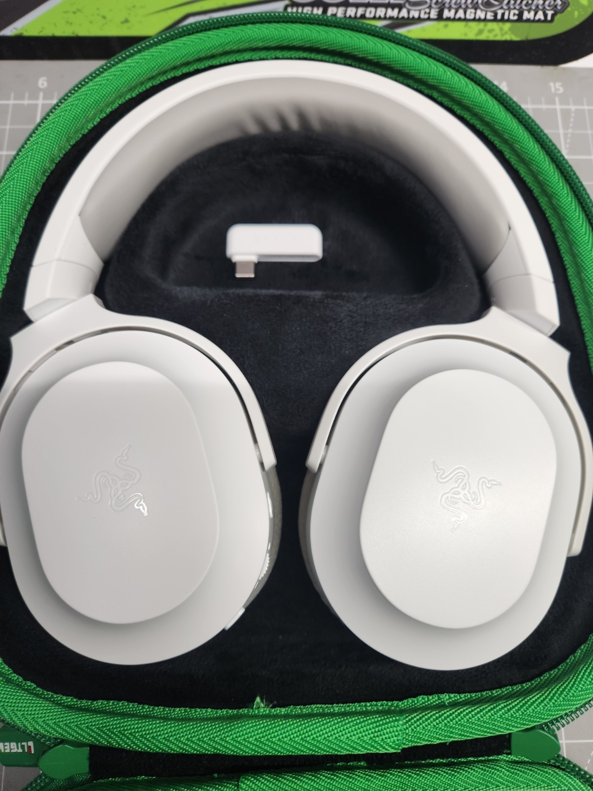 Razer Barracuda X White Wireless Multi-Platform Gaming Mobile Mercury White