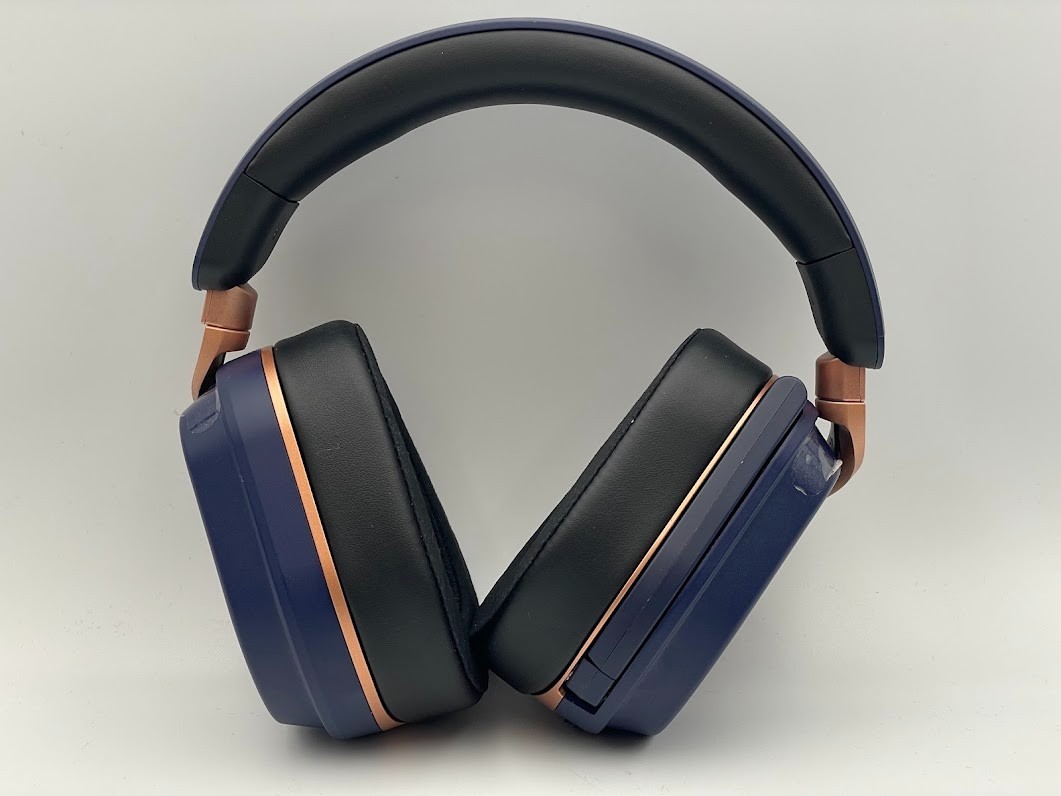 Turtle Beach Stealth 700 Gen 3 Wireless Multiplatform Amplified Gaming Headset