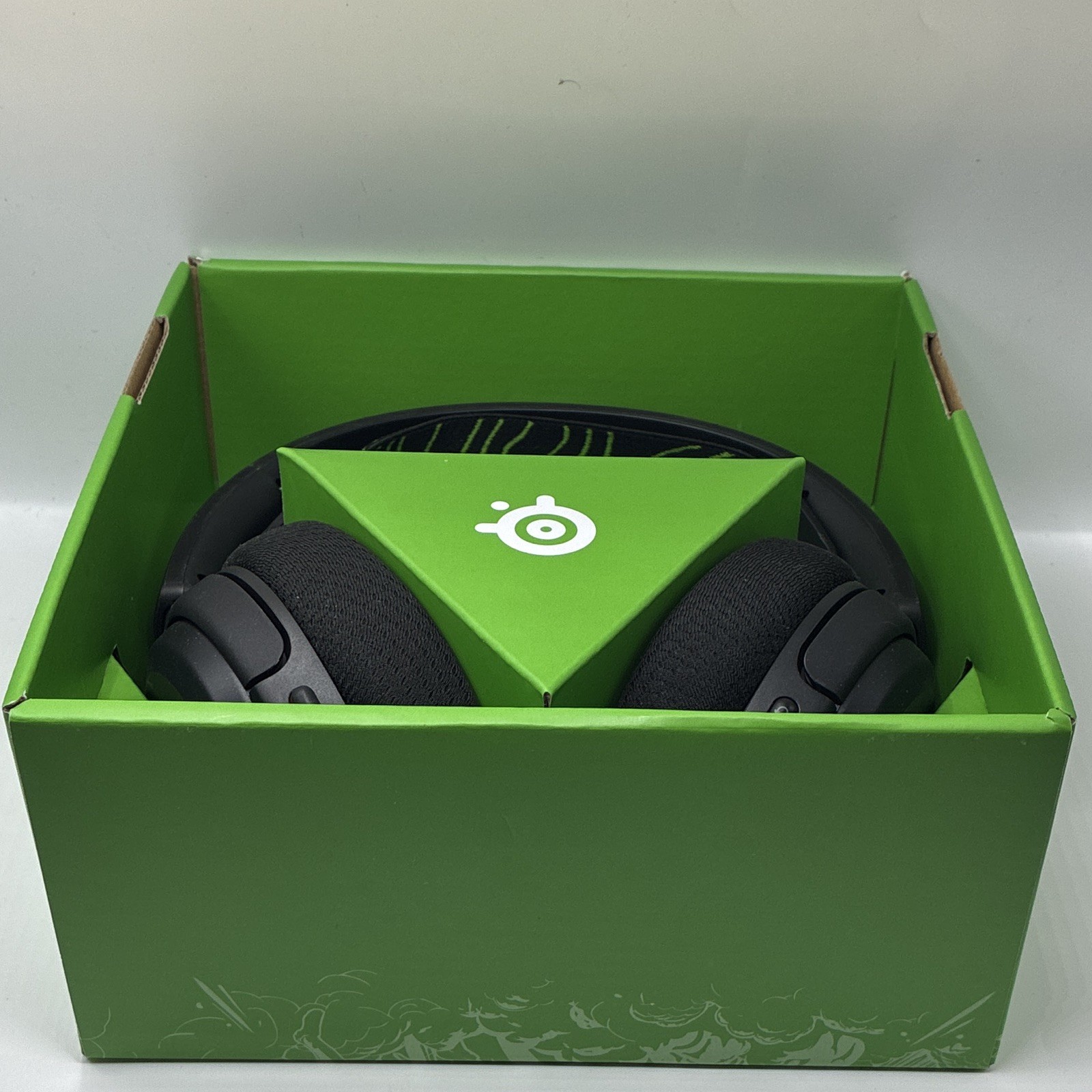SteelSeries Arctis Nova 5X Wireless Over-Ear Headset Bluetooth USB-C Black