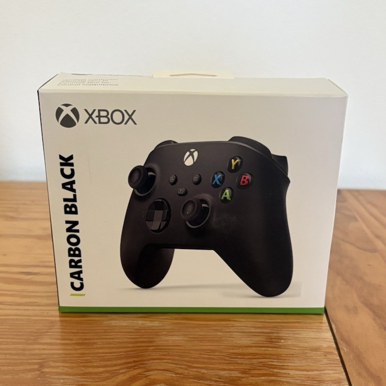 Microsoft Xbox Wireless Controller Carbon Black Bluetooth USB-C Share Button